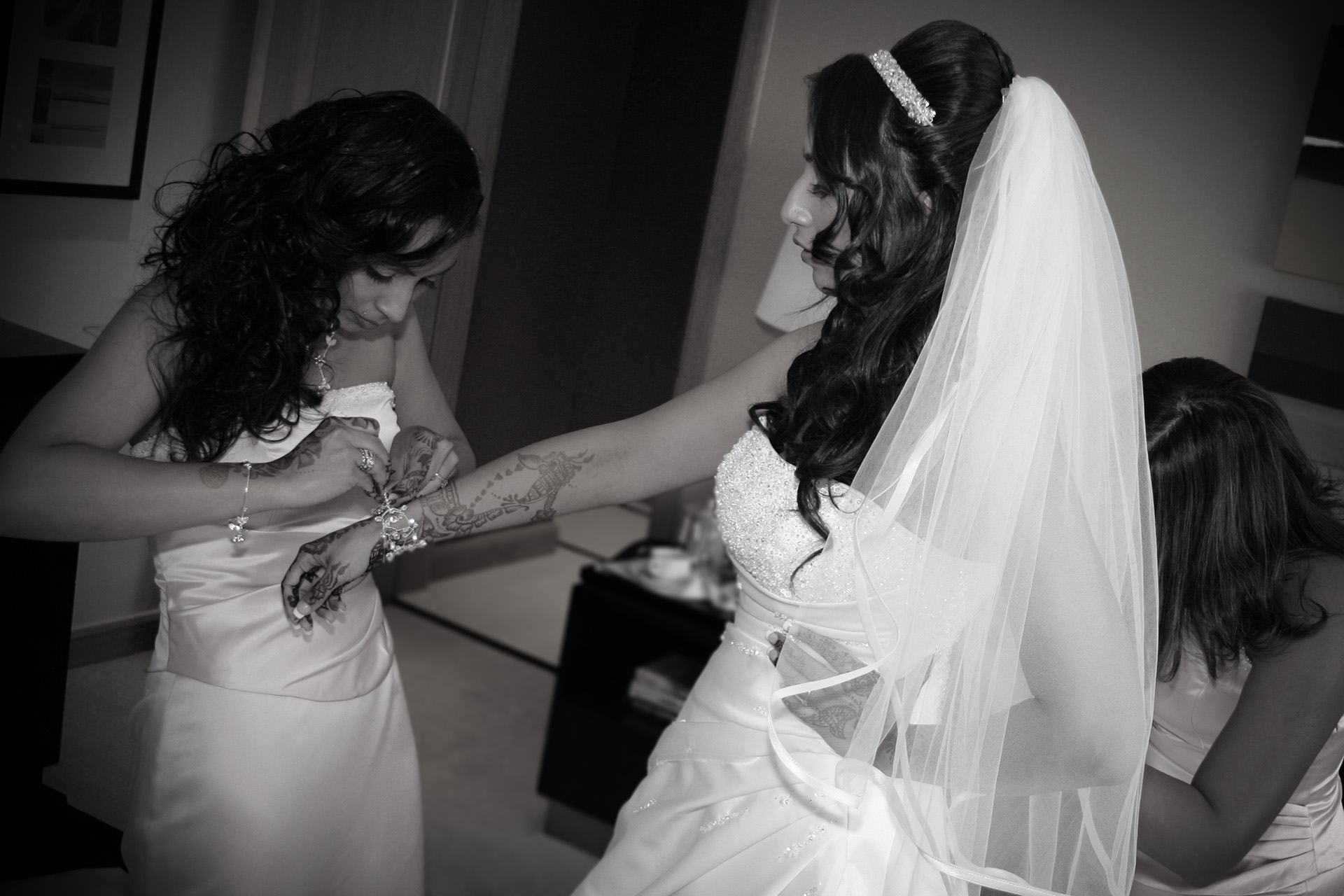 INDIAN & ASIAN WEDDING PHOTOGRAPHER ESSEX
