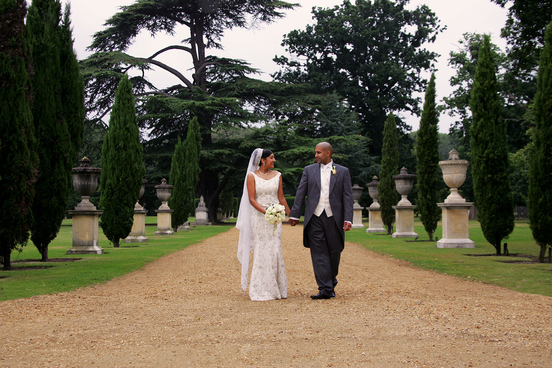 ASIAN WEDDING PHOTOGRAPHER BERKSHIRE
